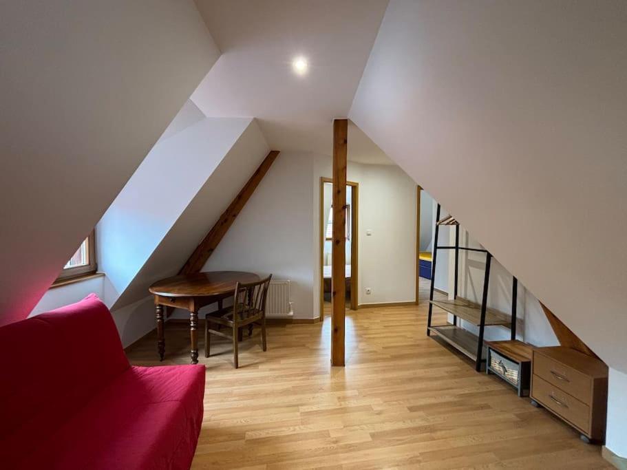 Gite De La Fontaine Charmante Maison Au Coeur De Beblenheim - Route Des Vins Extérieur photo