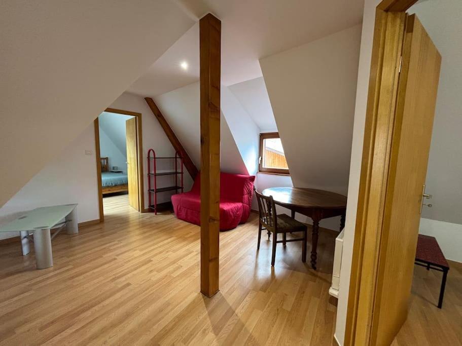 Gite De La Fontaine Charmante Maison Au Coeur De Beblenheim - Route Des Vins Extérieur photo